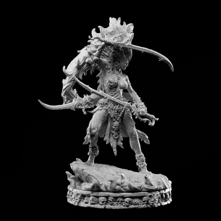 maitresse de la discorde version 14cm de haut 